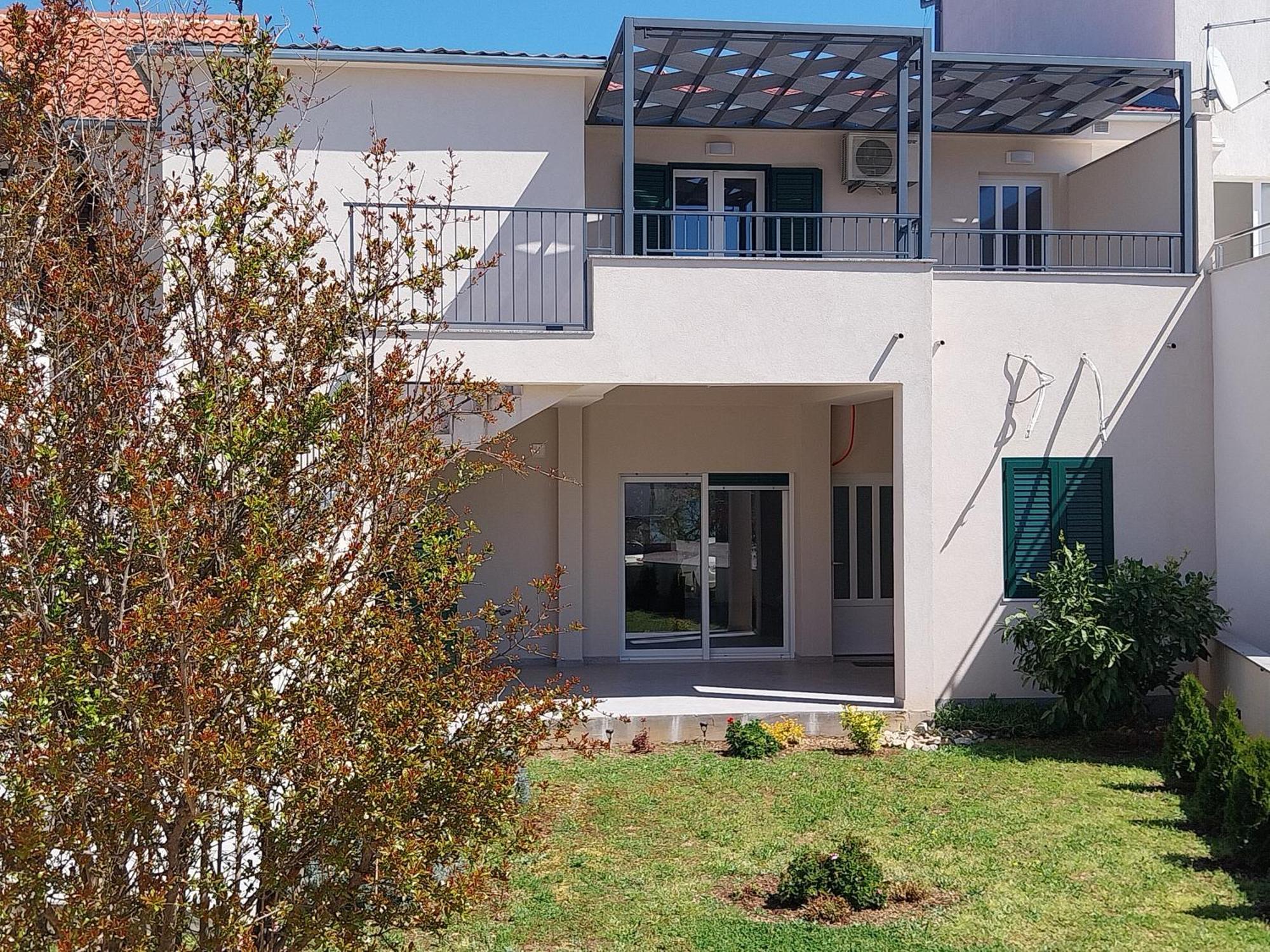 Beach Apartment Ana With Sea View, Balcony, Garden & Bbq, Murter - Dalmatia Kültér fotó